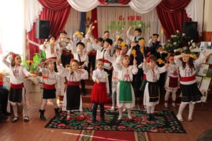 Omagierea poetului Grigore Vieru de către elevi
